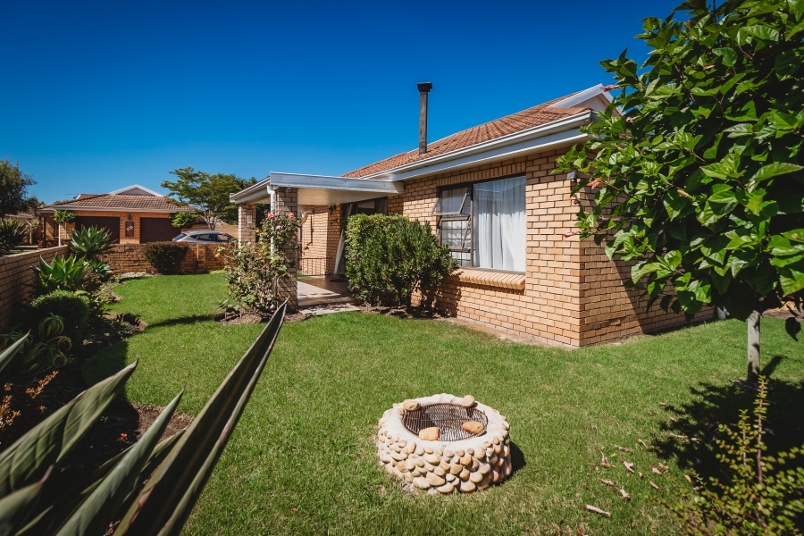 2 Bedroom Property for Sale in George East Western Cape